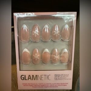Glamnetic Winter Glaze Press-On Nails